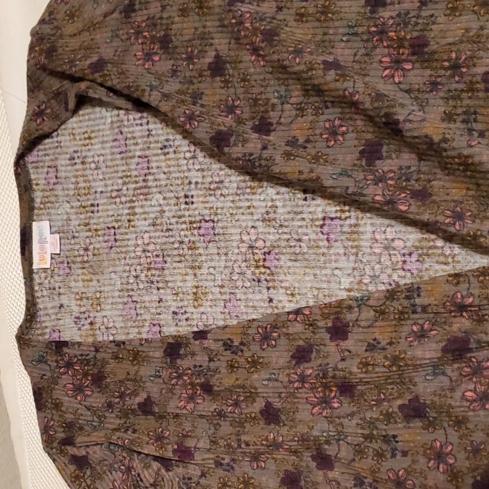 Lularoe sarah